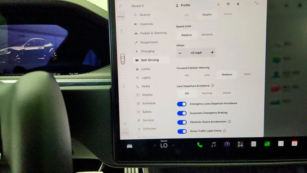 Used 2023 Solid Black Tesla Plaid AWD w/ Yoke Steering Wheel image 22