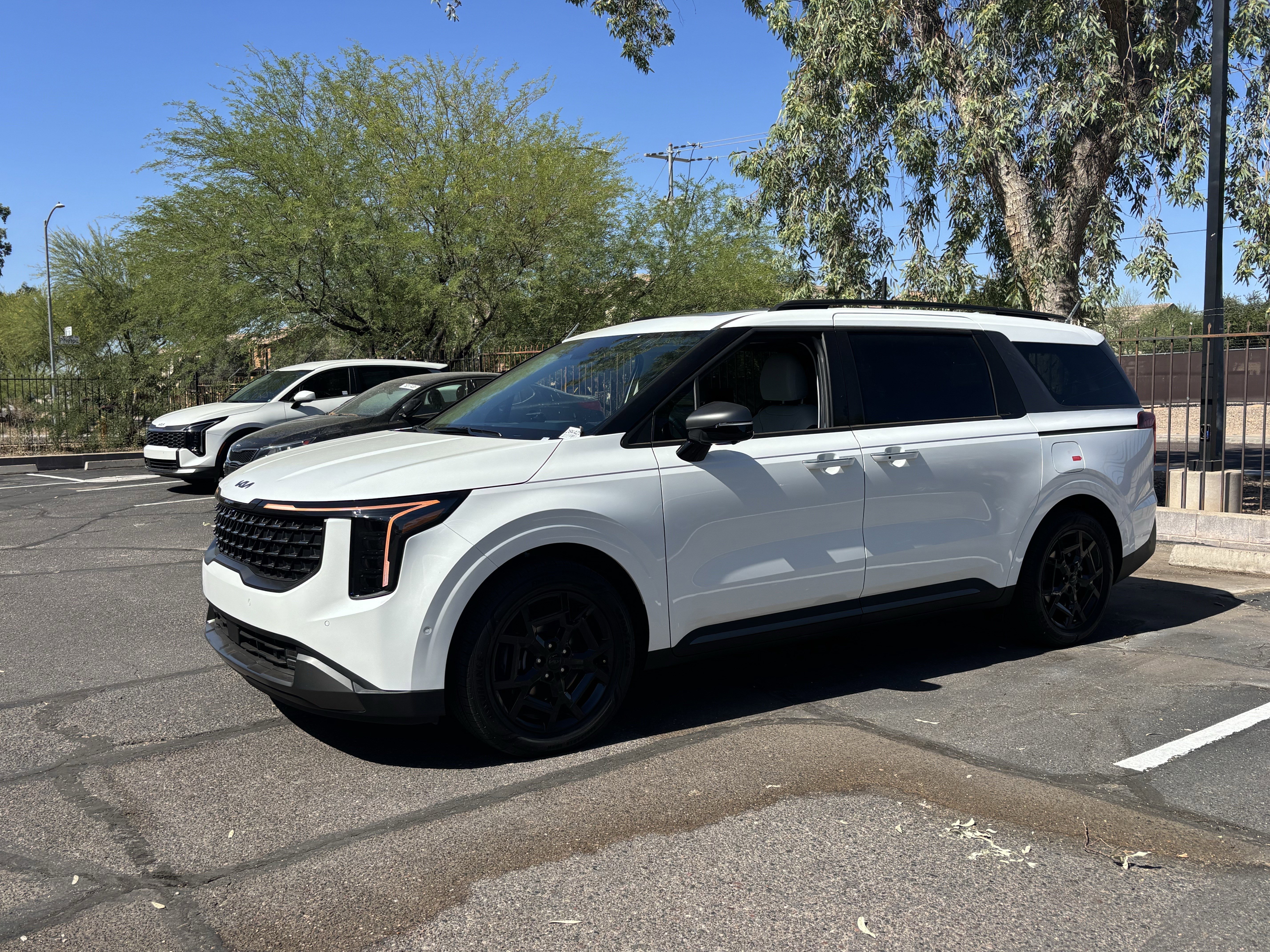 New 2026 Snow White Pearl Kia SX Prestige image 6