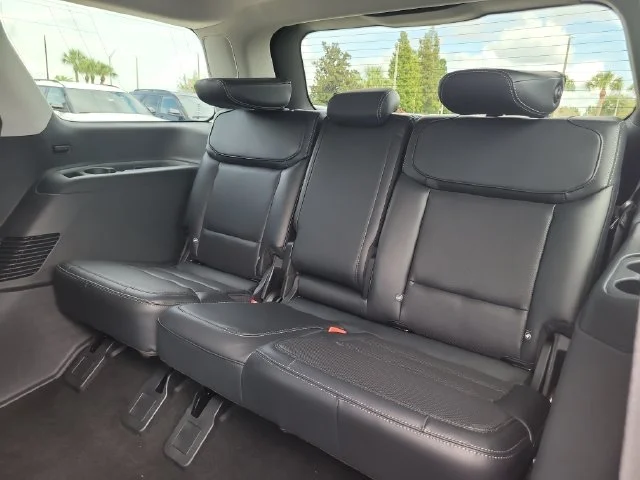New 2027 Black Metallic Ford Platinum image 16
