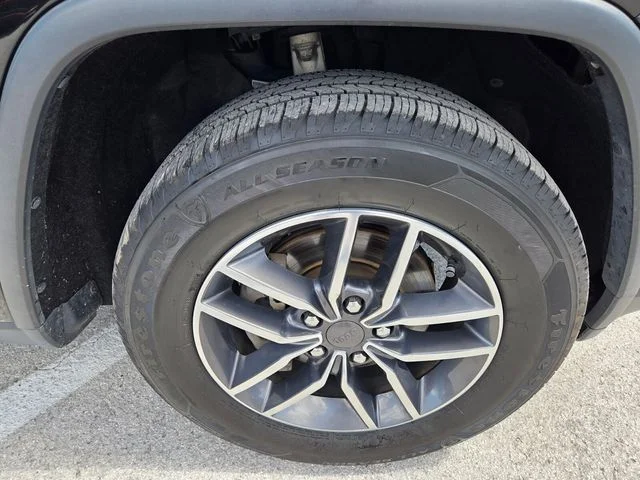 Used 2019 Black Jeep Limited image 21