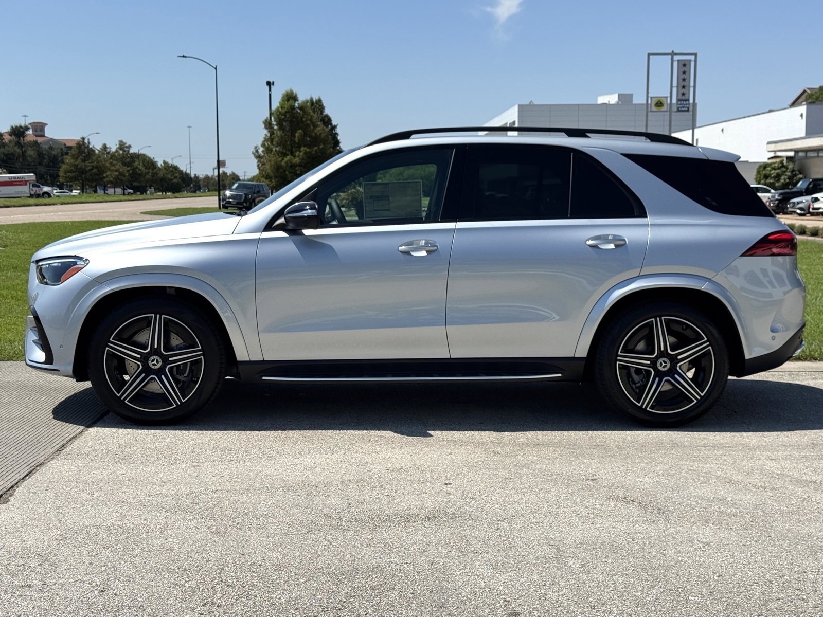 New 2026 Cirrus Silver Metallic Mercedes-Benz GLE 450 image 29