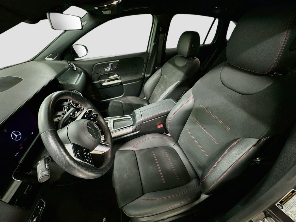 Certified Used 2025 Gray Mercedes-Benz GLA 250 image 5