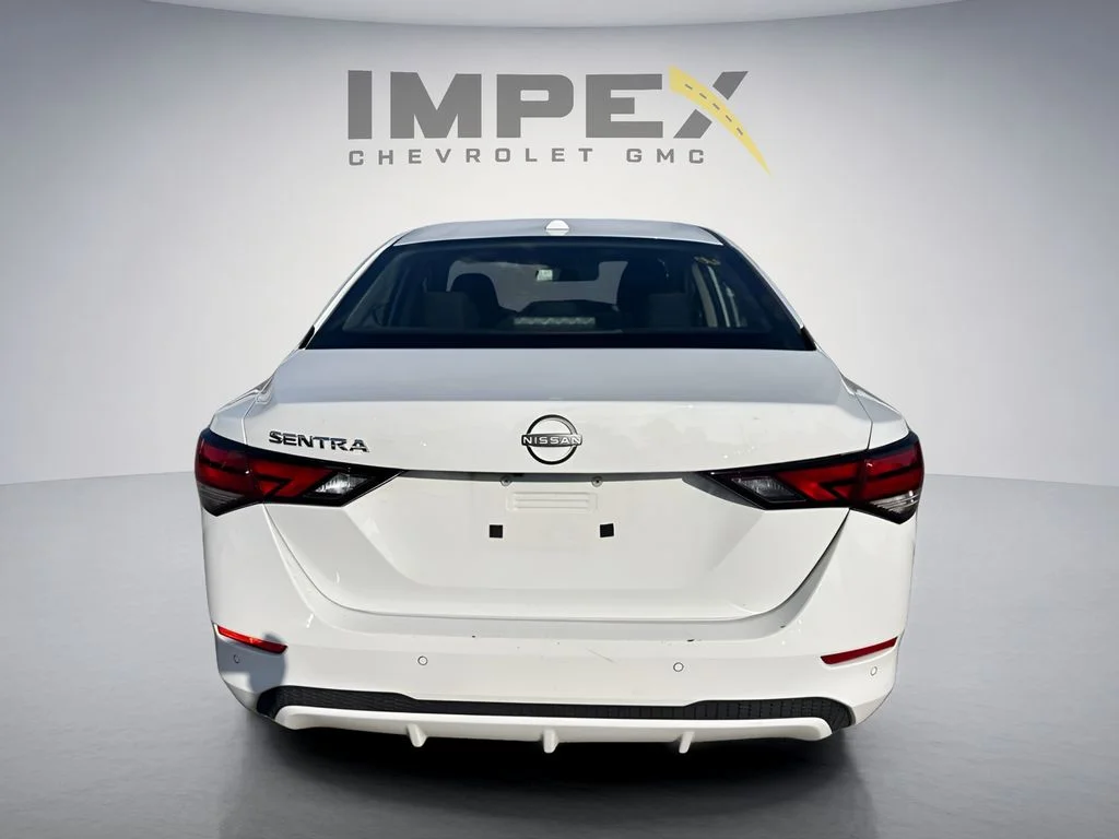 Used 2025 White Nissan SV image 4