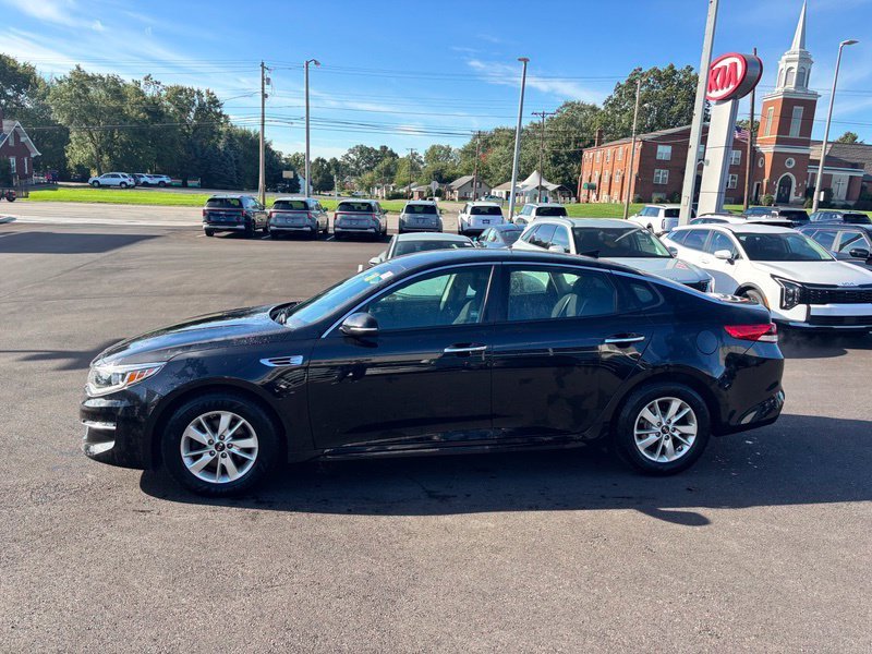 Used 2018 Black Kia LX image 5