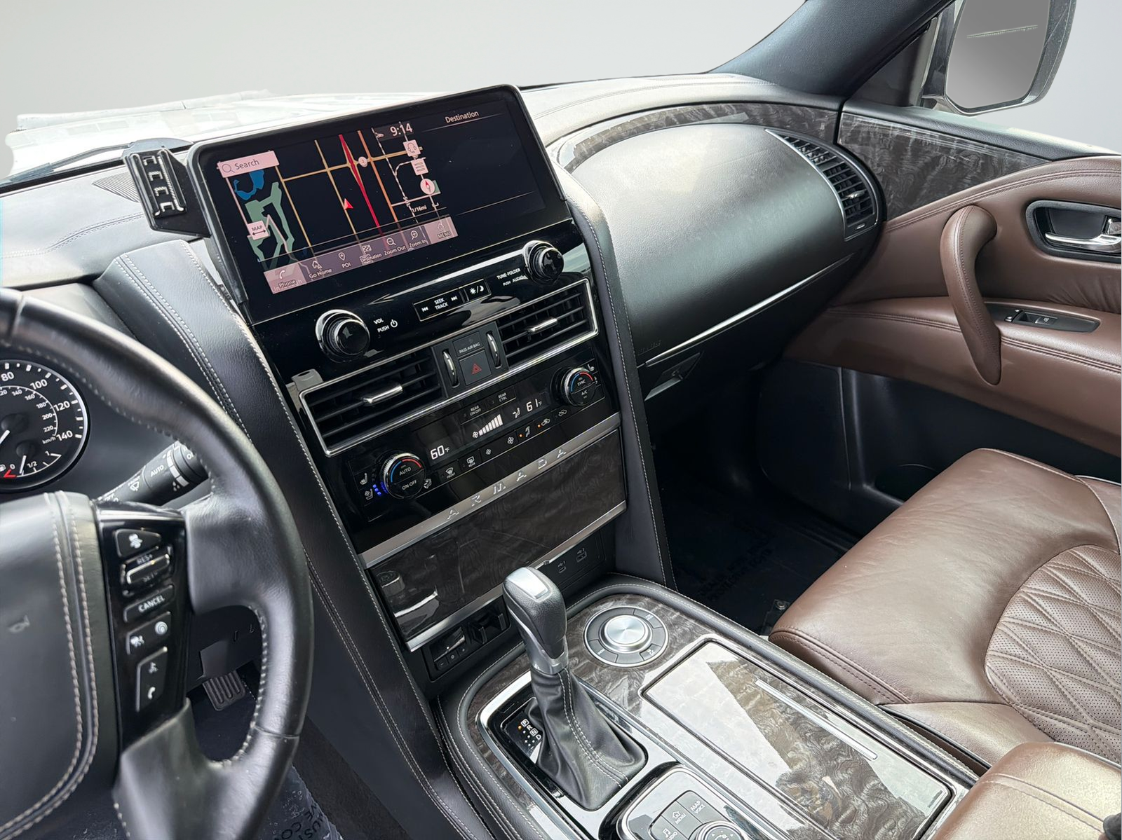 Used 2022 White Nissan Platinum image 18