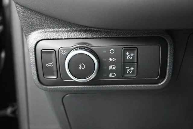 New 2027 Agate Black Metallic Ford Active image 8