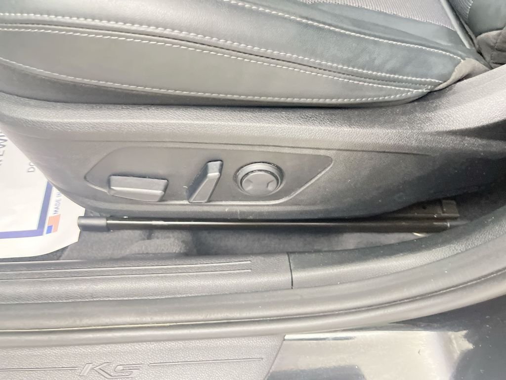 Certified Used 2023 Black Kia GT-Line image 16