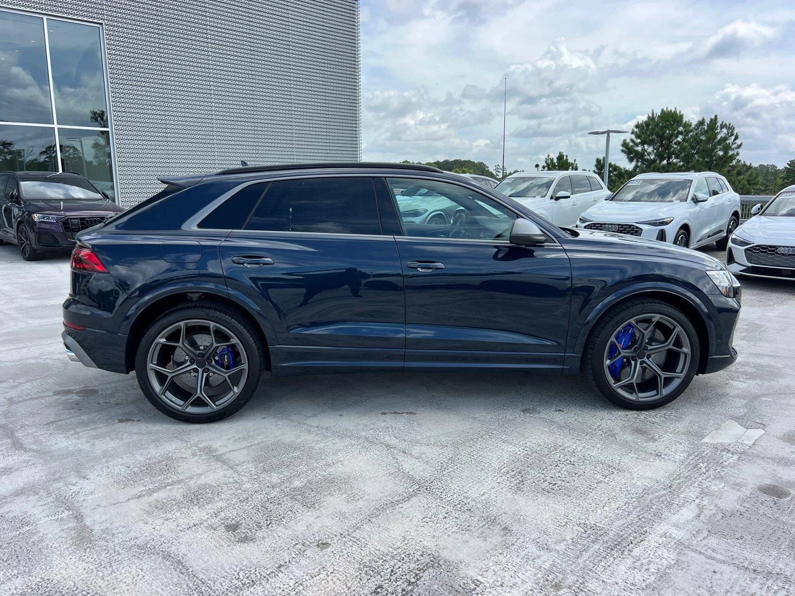 New 2026 Waitomo Blue Metallic Audi performance image 4