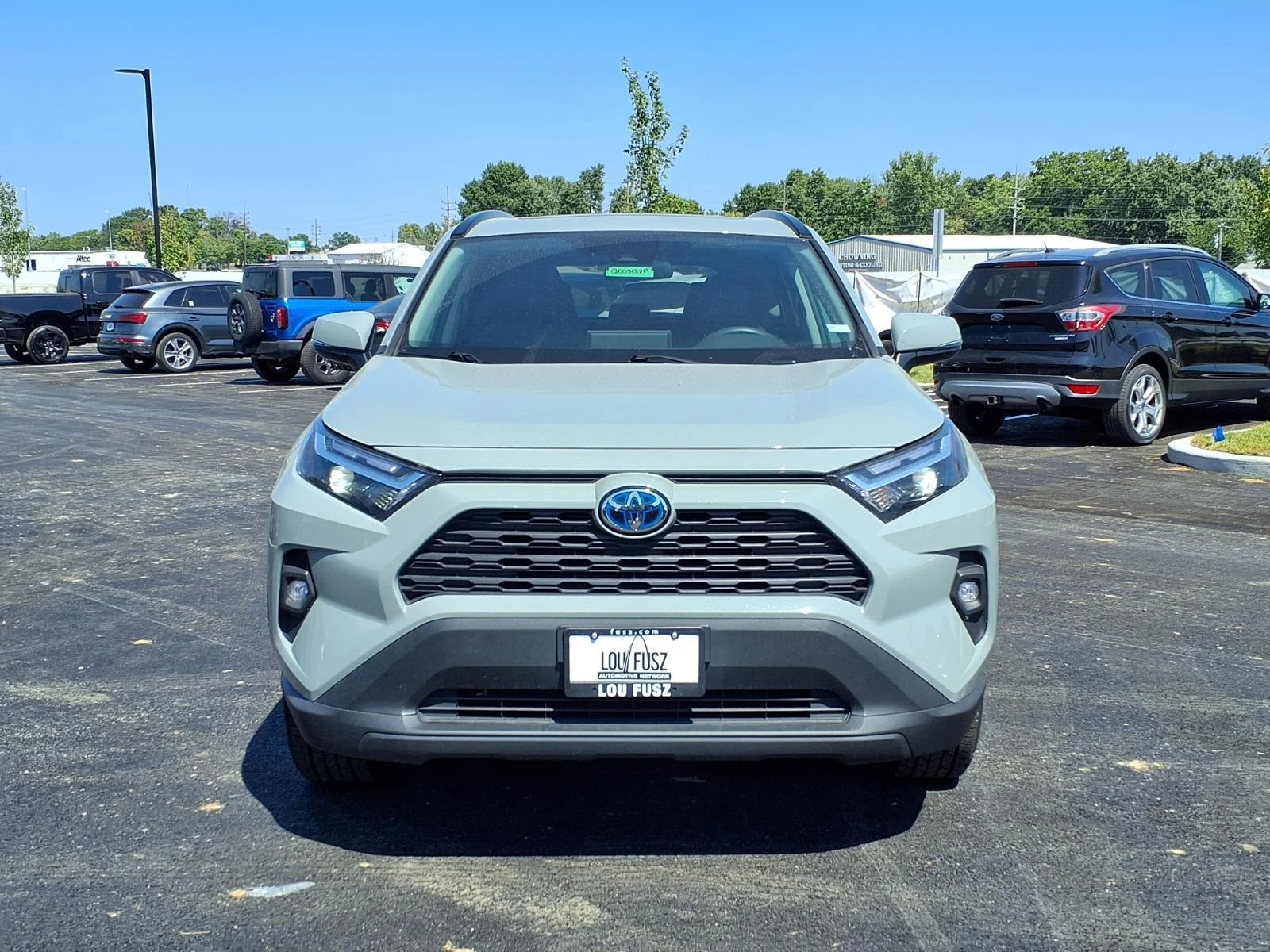 Used 2022 Lunar Rock Toyota XLE Premium image 29