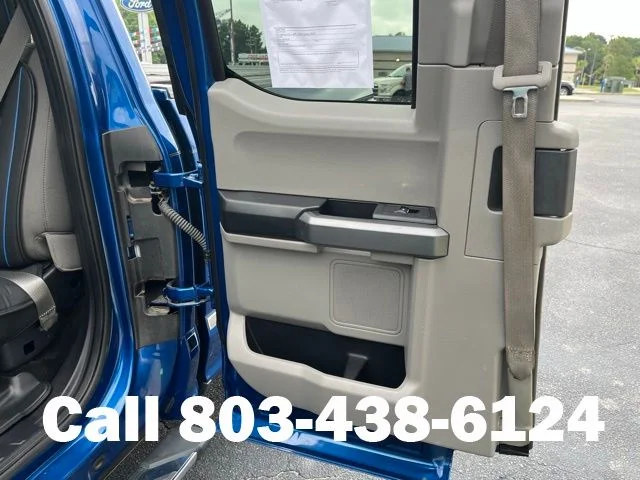 Used 2018 Lightning Blue Ford XLT image 10