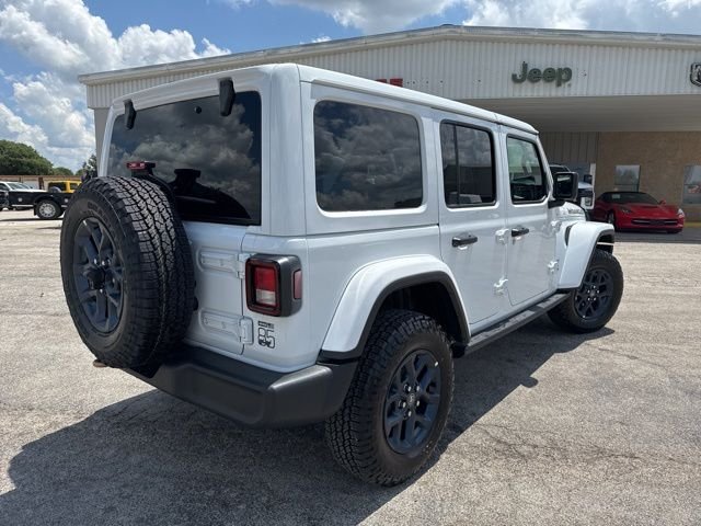 New 2026 Bright White Clear-Coat Exterior Paint Jeep 85th Anniversary Edition image 10