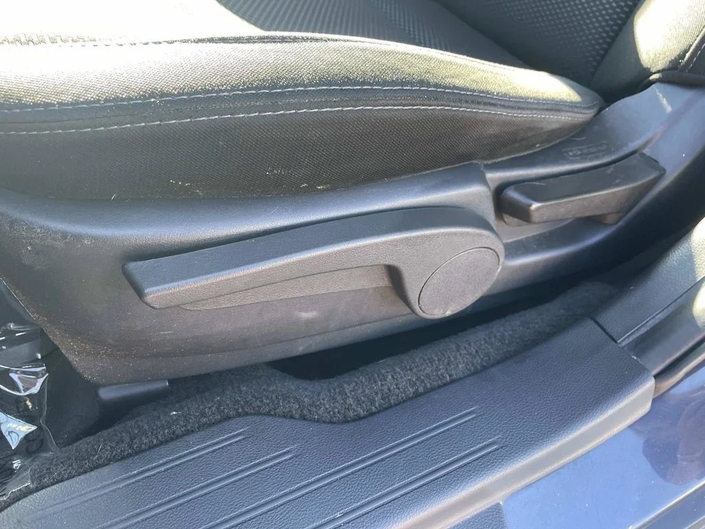 Used 2015 Gray Subaru 2.5i image 20