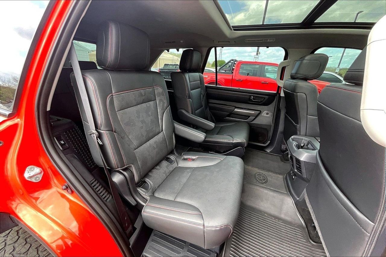 2023 Toyota Sequoia TRD Pro - Photo 27