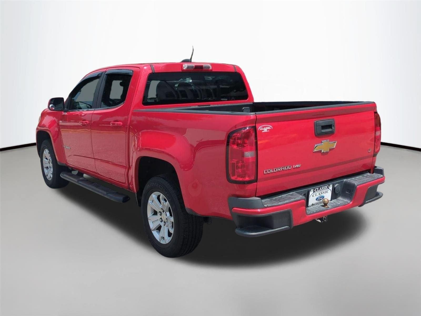 Used 2018 Red Hot Chevrolet 2WD LT image 3