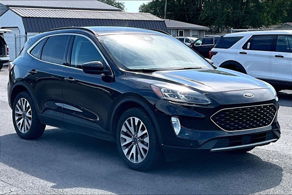 Used 2022 Black Ford Titanium image 1