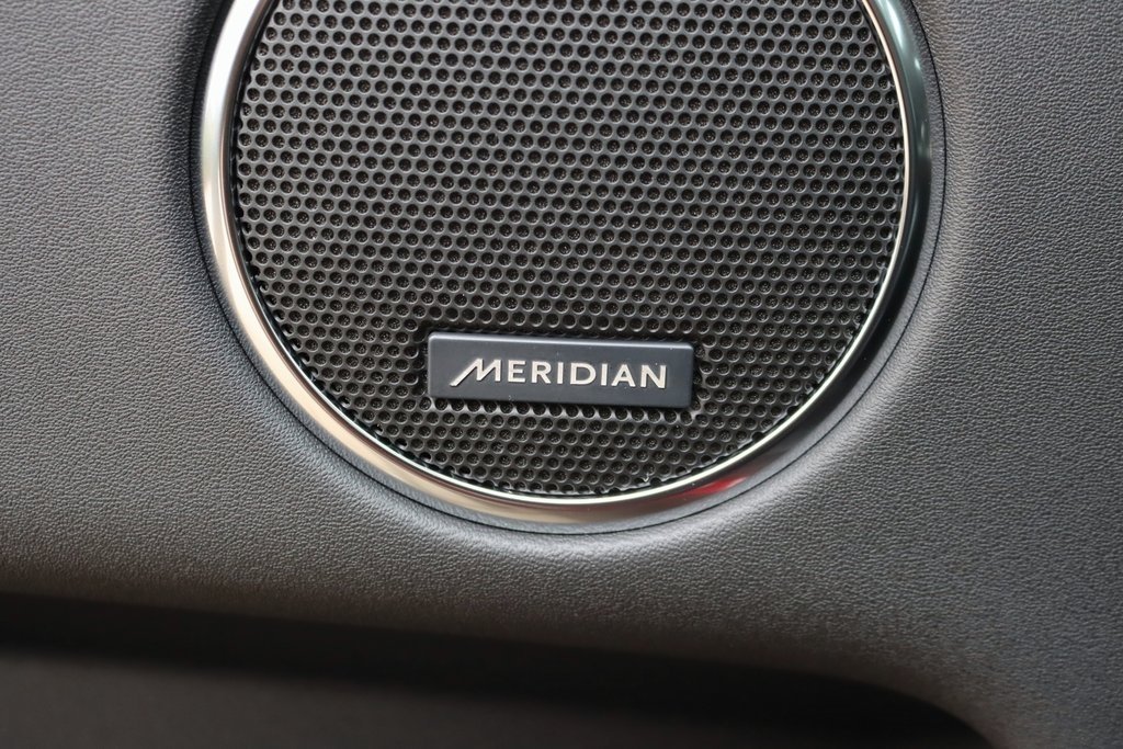 2025 LAND ROVER DISCOVERY SPORT - Image 11