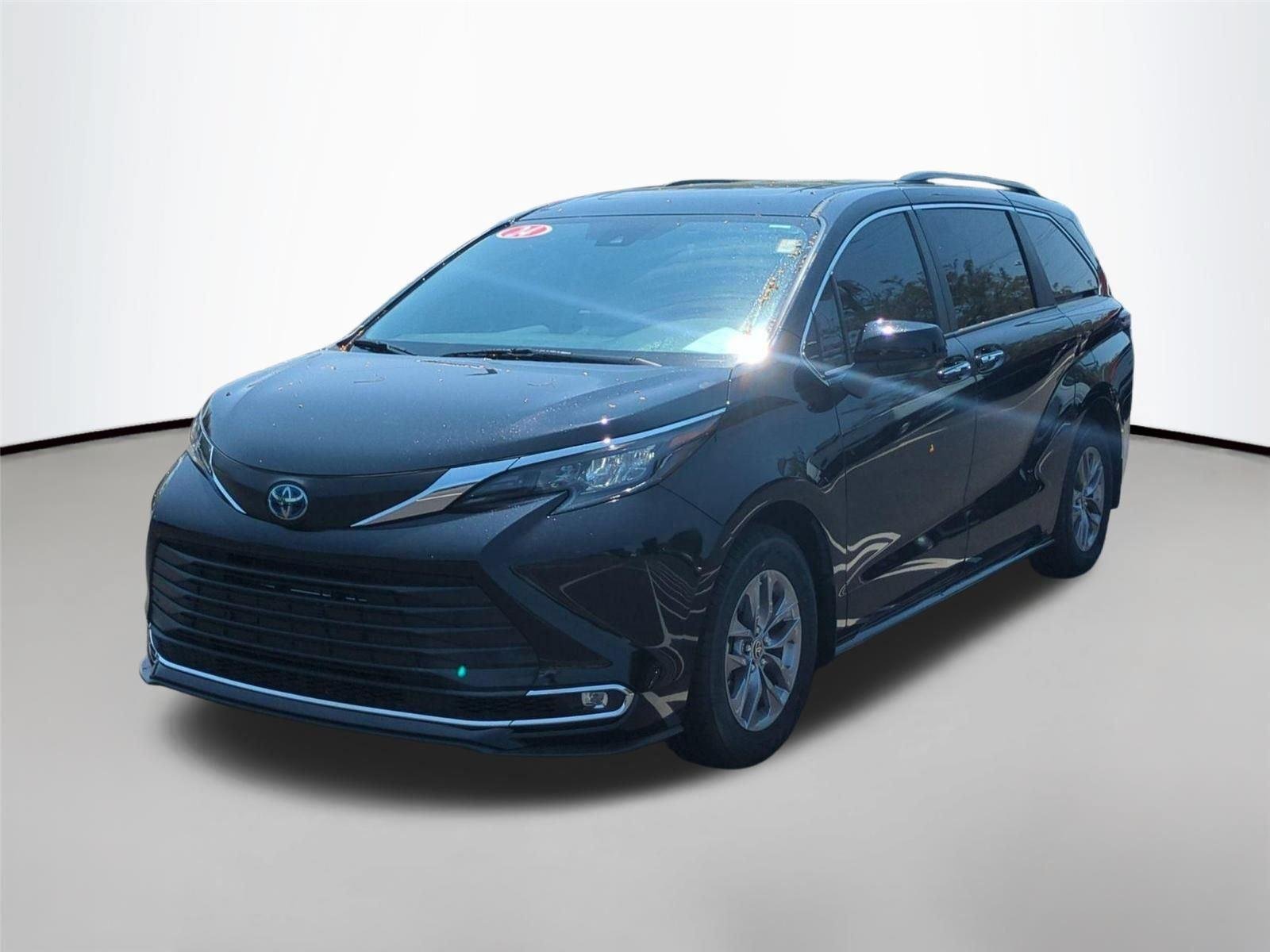 2024 Toyota Sienna XLE
