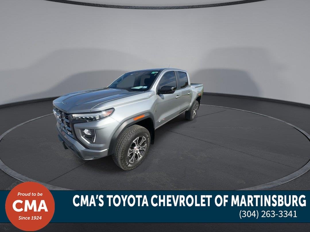 Used 2025 Sterling Metallic GMC 4WD AT4 image 4