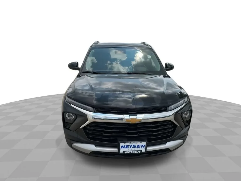 Certified Used 2024 Mosaic Black Metallic Chevrolet LT image 3