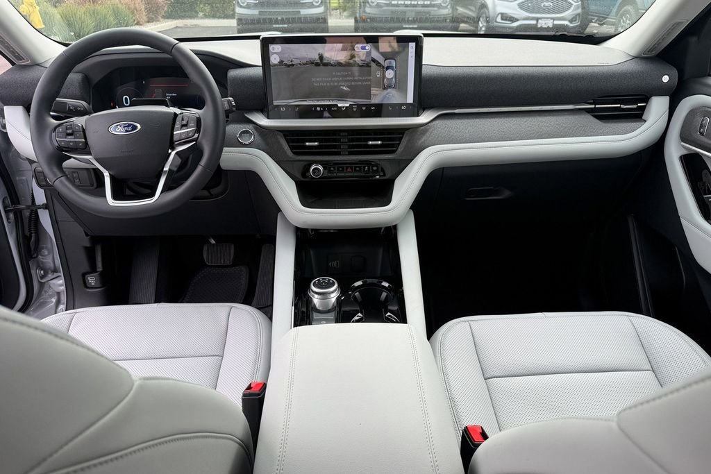 New 2026 Space White Metallic Ford Platinum™ image 26