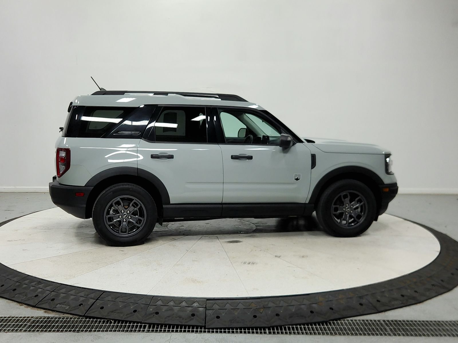 Used 2021 Green Ford Big Bend image 9
