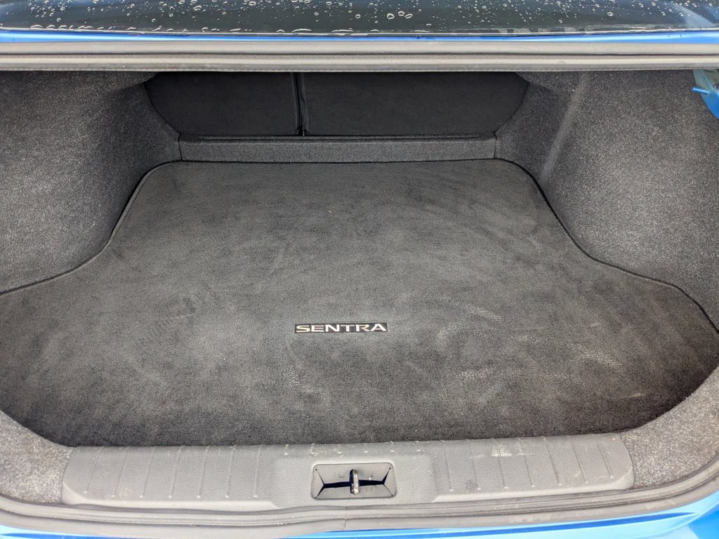 Used 2021 Electric Blue Metallic Nissan SR image 26