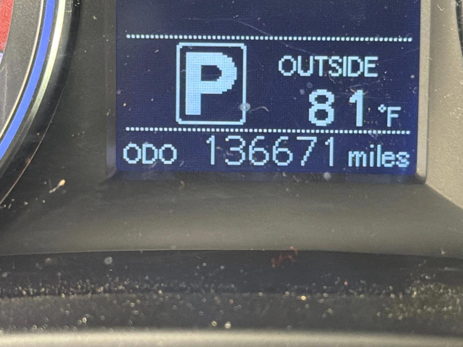 Used 2016 Predawn Gray Mica Toyota LE image 27