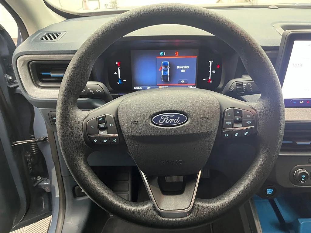 Used 2025 Gray Ford XLT image 19