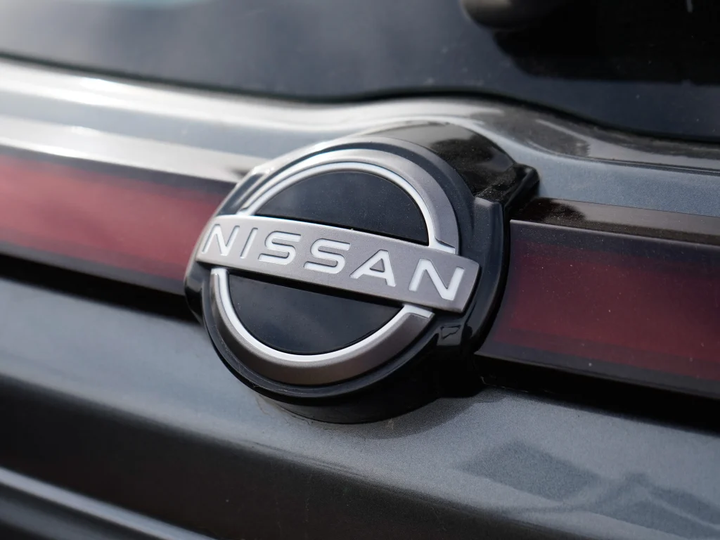 Used 2024 Boulder Gray Pearl Nissan SR image 30