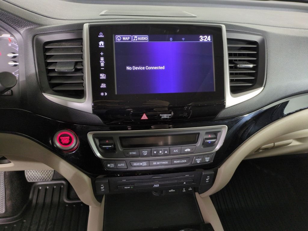 Used 2017 White Diamond Pearl Honda Touring image 18