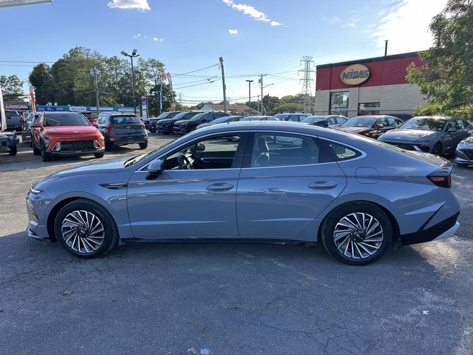 2024 Hyundai Sonata Hybrid Limited - Photo 8