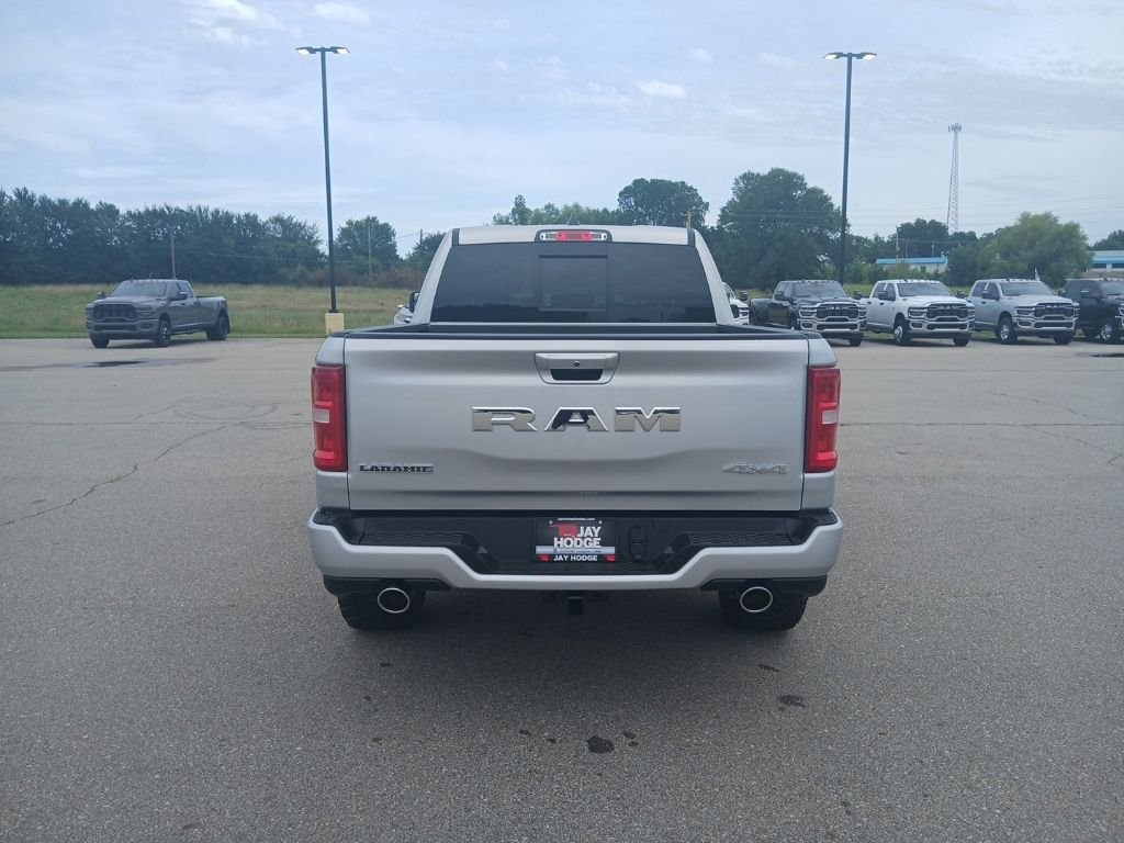 2026 RAM 1500 Laramie - Photo 7