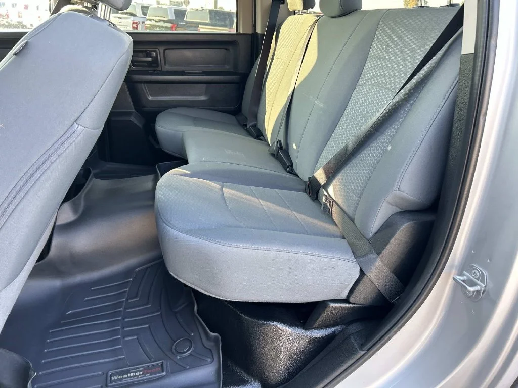 Used 2018 Silver Ram Tradesman image 10
