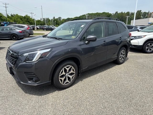 Used 2023 Gray Metallic Subaru Premium image 8