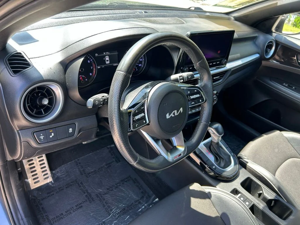 Certified Used 2024 Gravity Gray Kia GT-Line image 21