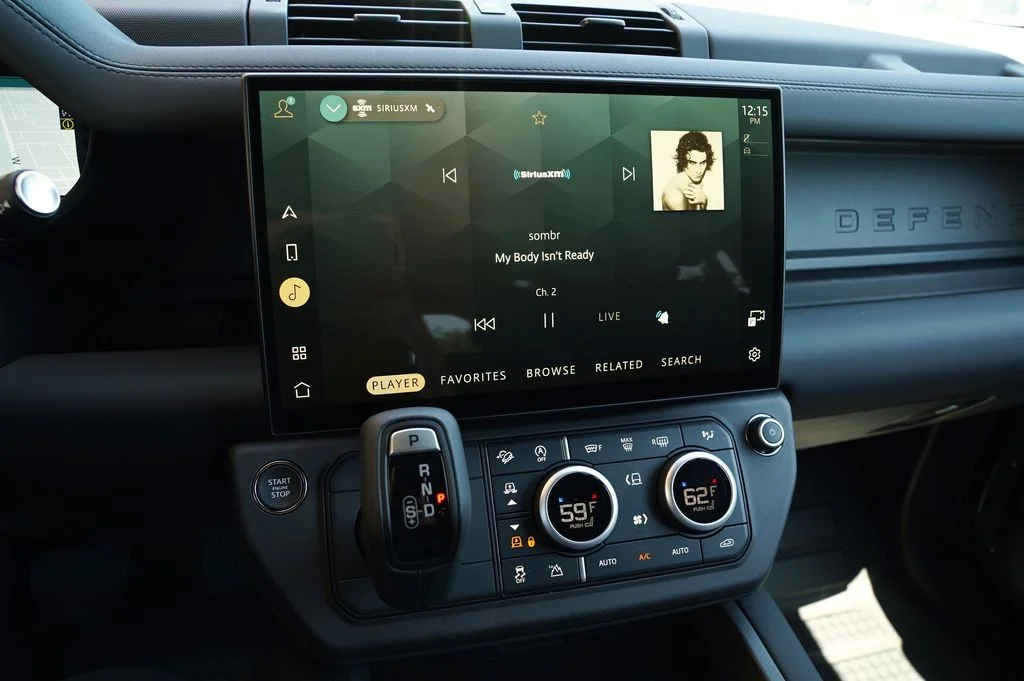 New 2026 Santorini Black Land Rover S image 19