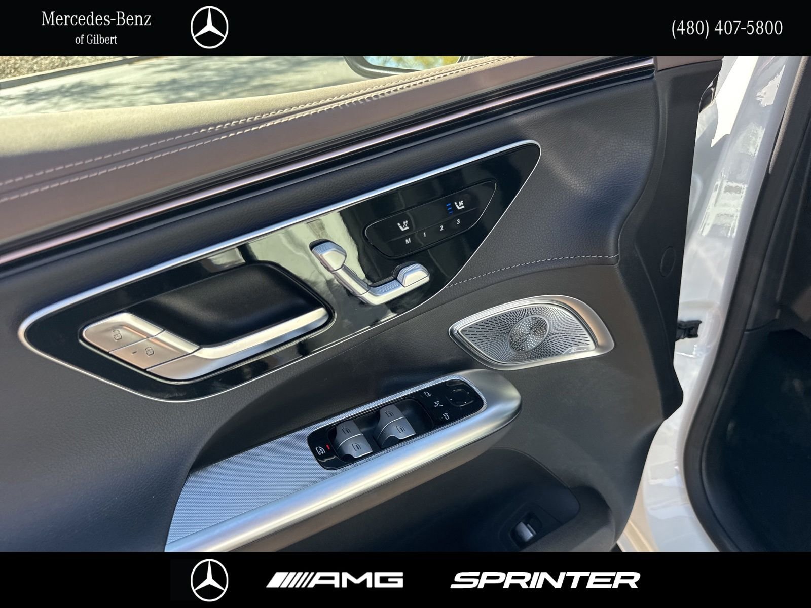 New 2026 Polar White Mercedes-Benz 320 SUV image 11