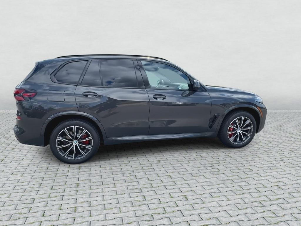 New 2026 Dravit Grey Metallic BMW xDrive40i image 9