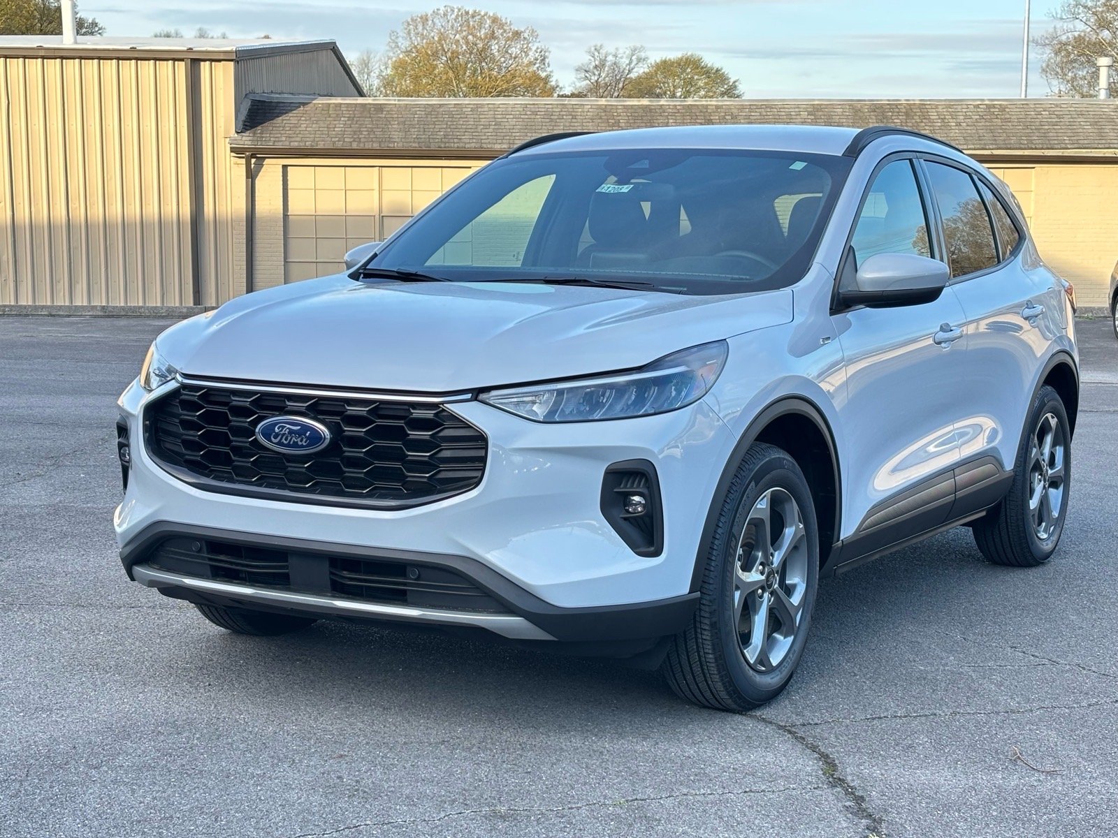 2025 Ford Escape Hybrid