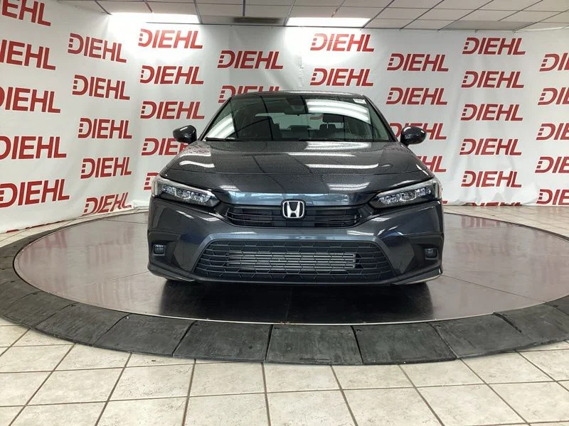 Used 2024  Honda EX image 2