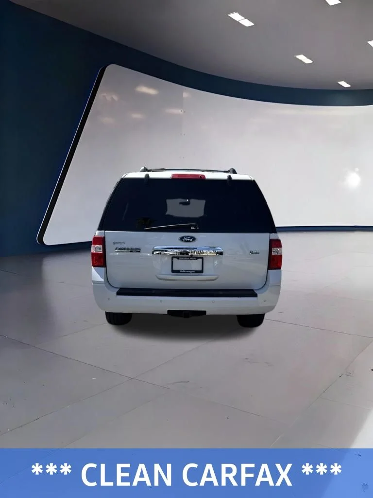 Used 2012 White Ford Limited image 3