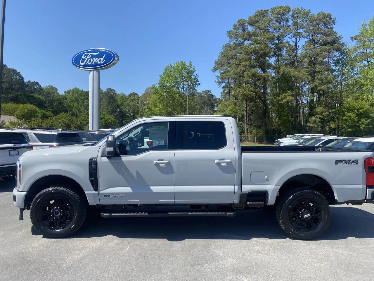 2025 Ford F-250 Super Duty XLT - Photo 3