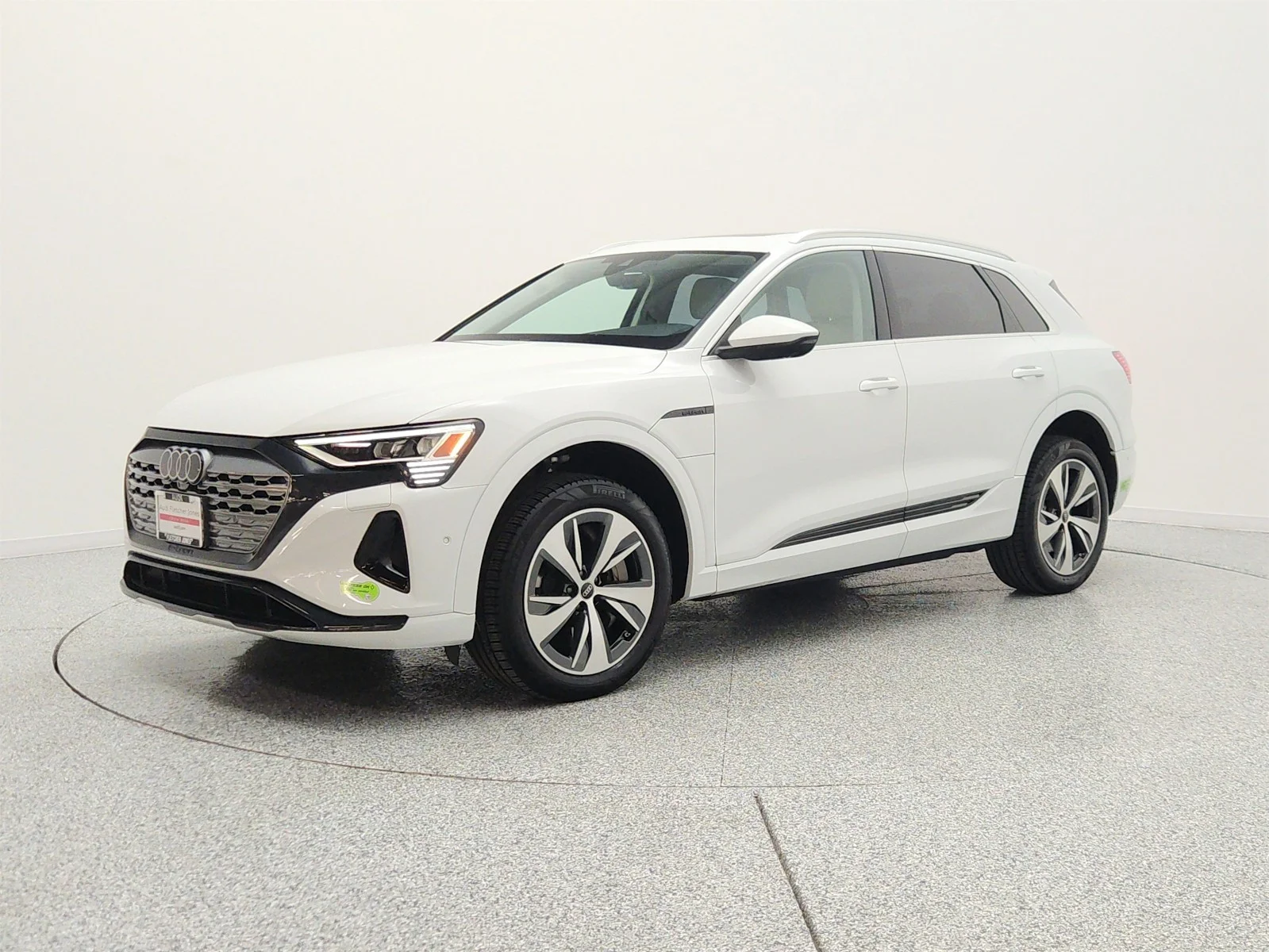 2024 Audi Q8 e-tron 55 114 kWh Premium Plus quattro's photo