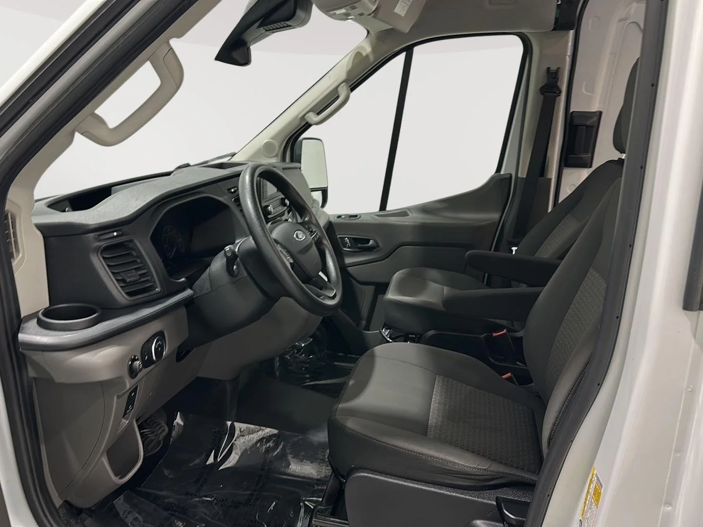 Used 2024 Oxford White Ford  image 16