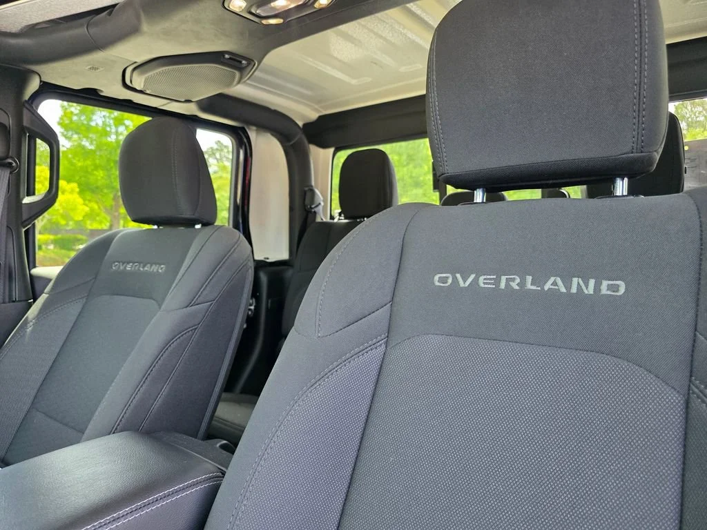 Used 2023 Black Jeep Overland 4x4 image 12