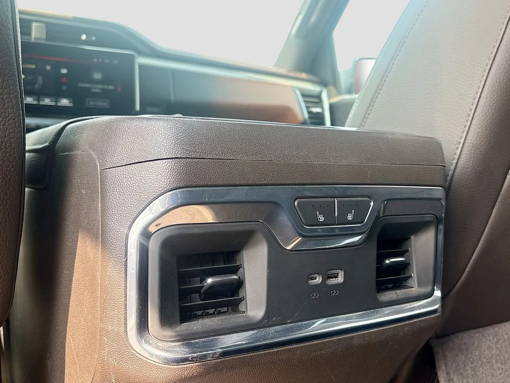 Used 2022 Summit White GMC Denali image 27