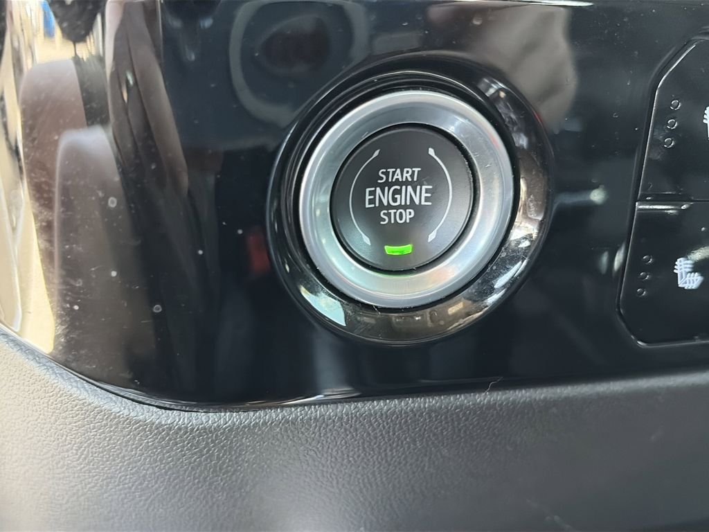 Used 2023 White Chevrolet RST image 29