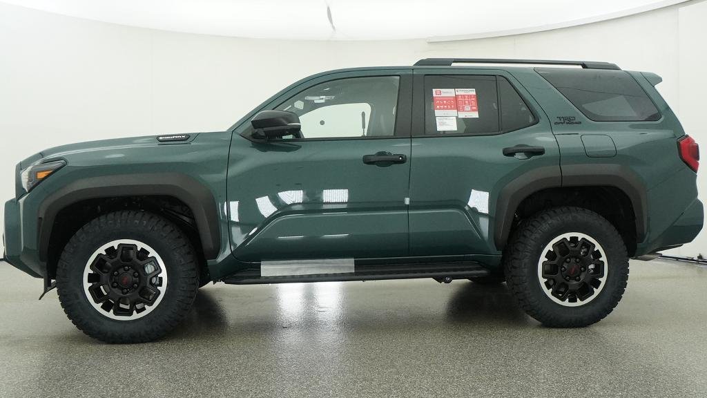 New 2026 Everest Toyota TRD Off-Road Premium i-FORCE MAX image 3