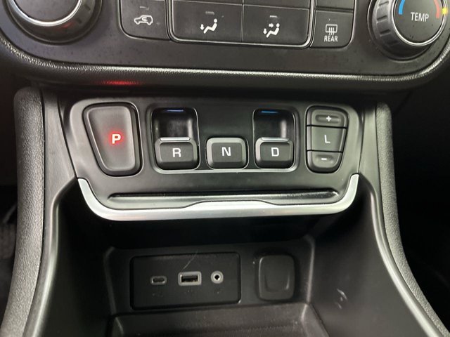 Used 2019 Ebony Twilight Metallic GMC SLE image 23
