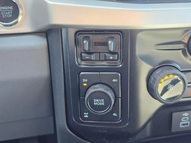 New 2026 Carbonized Gray Metallic Ford F-350® XLT image 59